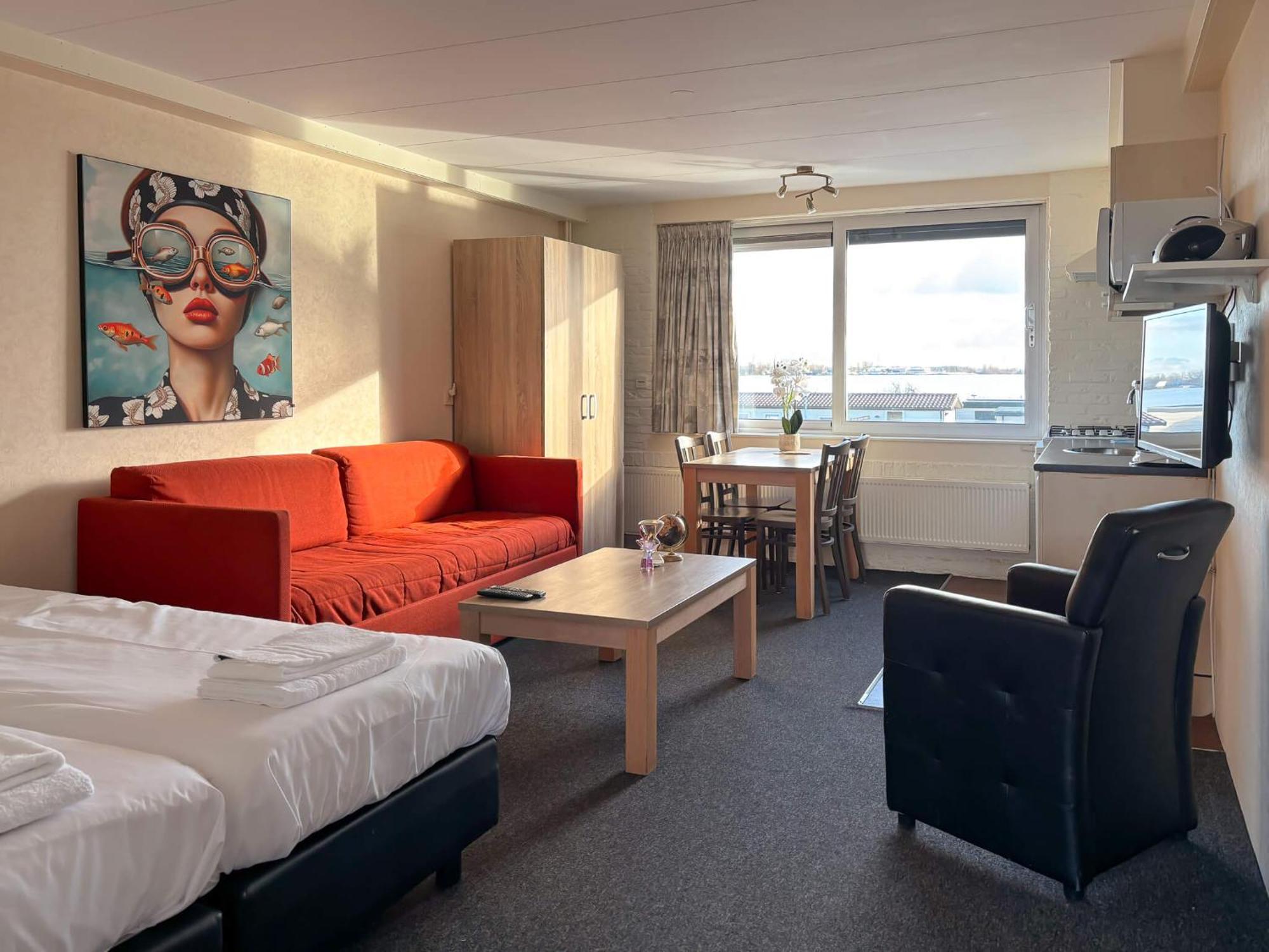 Visserslust Rooms, Apartments And Houseboats Vinkeveen Exterior photo